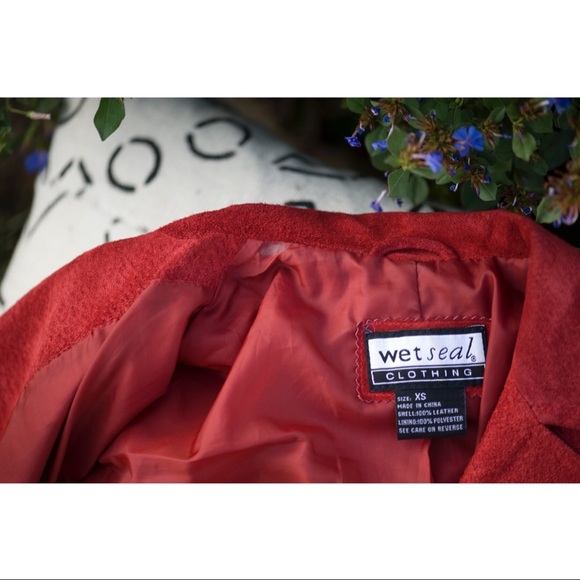 ♥️ Beautiful Wet Seal suede jacket in rust red.♥️ - Picture 8 of 9